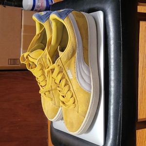 Puma yellow low cut sneakers Sz. 9